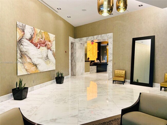 Building Photo - 1250 S Miami Ave