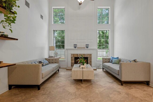 Building Photo - 93 E Stony End Pl