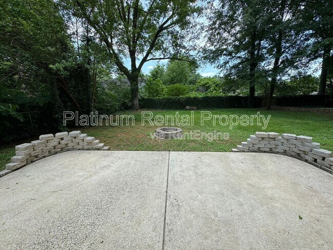 Building Photo - 2270 Turtle Club Dr NE