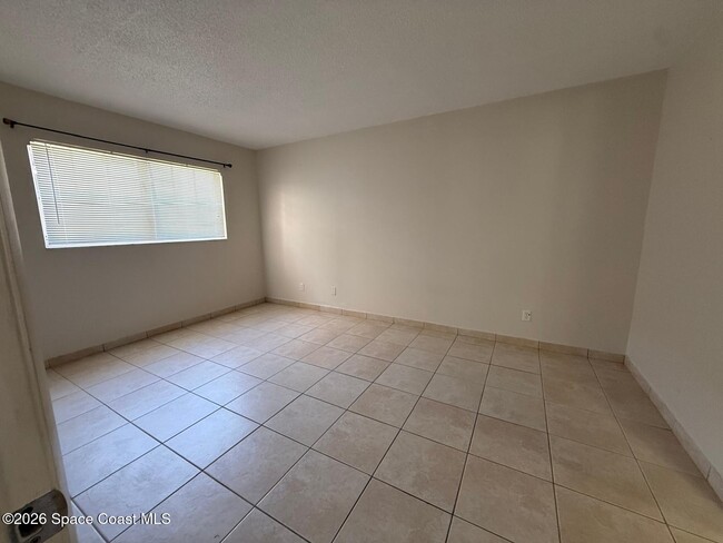 Building Photo - 1625 Sunny Brook Ln
