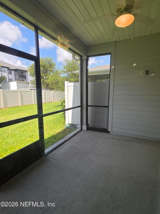 Building Photo - 12784 Josslyn Ln