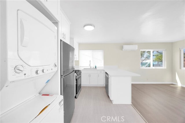 Building Photo - 213 Avenida Rosa