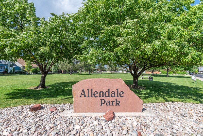 very near Allendale Park - 2338 Moorgate Dr