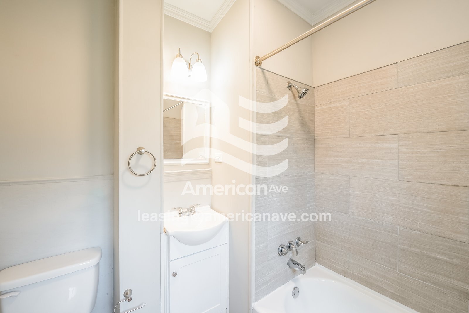 Building Photo - 7832 4th Ave S