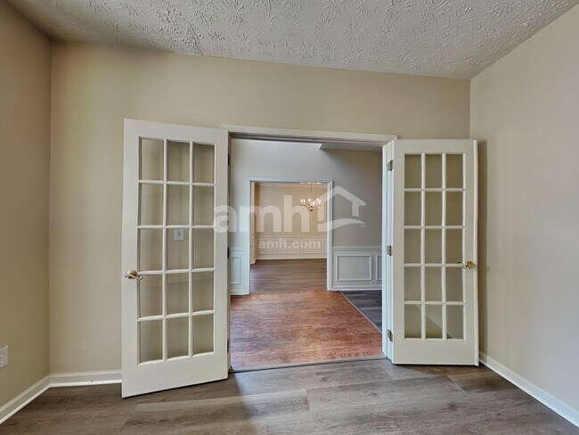 Building Photo - 5390 Spotted Fawn Ct