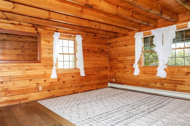 Building Photo - 618 Clapp Hill Rd