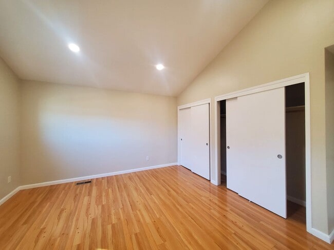 Building Photo - Private 2x2 Santa Rosa Townhouse with pool, 2-car garage, workshop area, fireplace, W/D Hookups