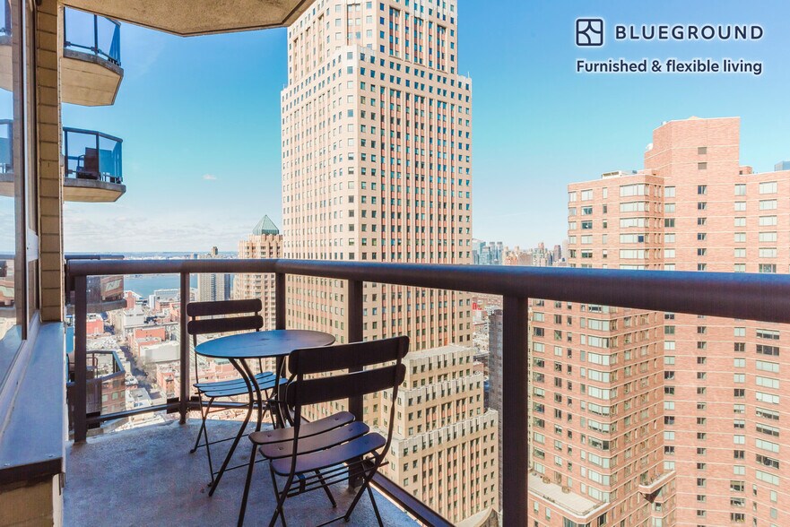 Building Photo - 235 W 48th St