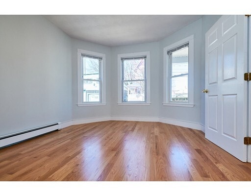 Building Photo - 25 Moreland St