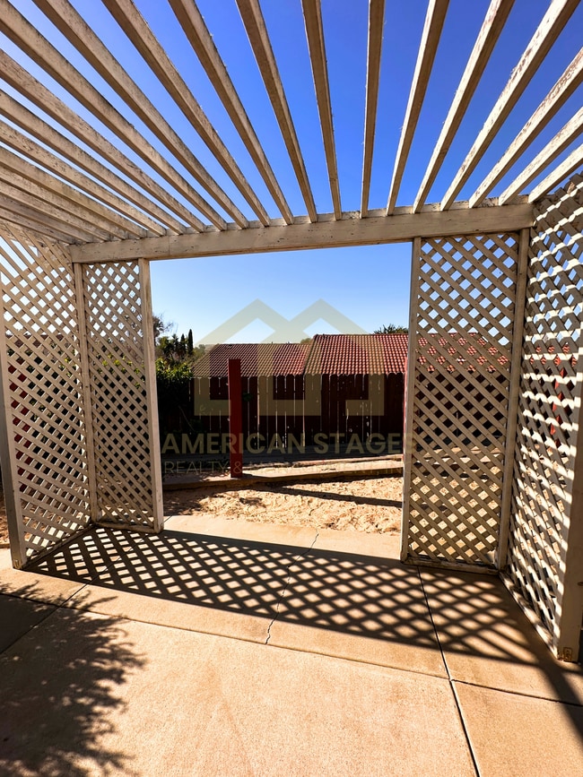 Building Photo - 4281 Ridgecrest St