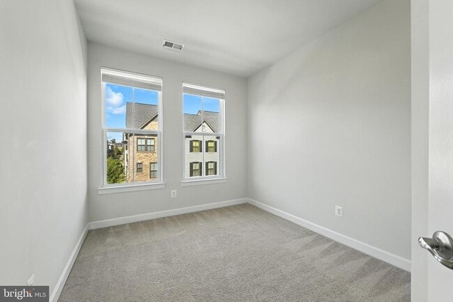 Building Photo - 22310 Seabring Terrace