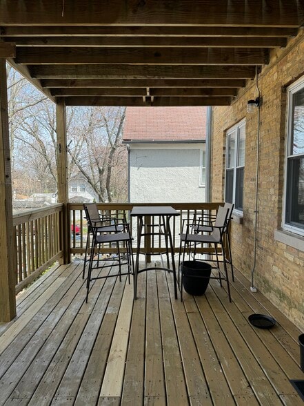 Deck - 1906 W Estes Ave