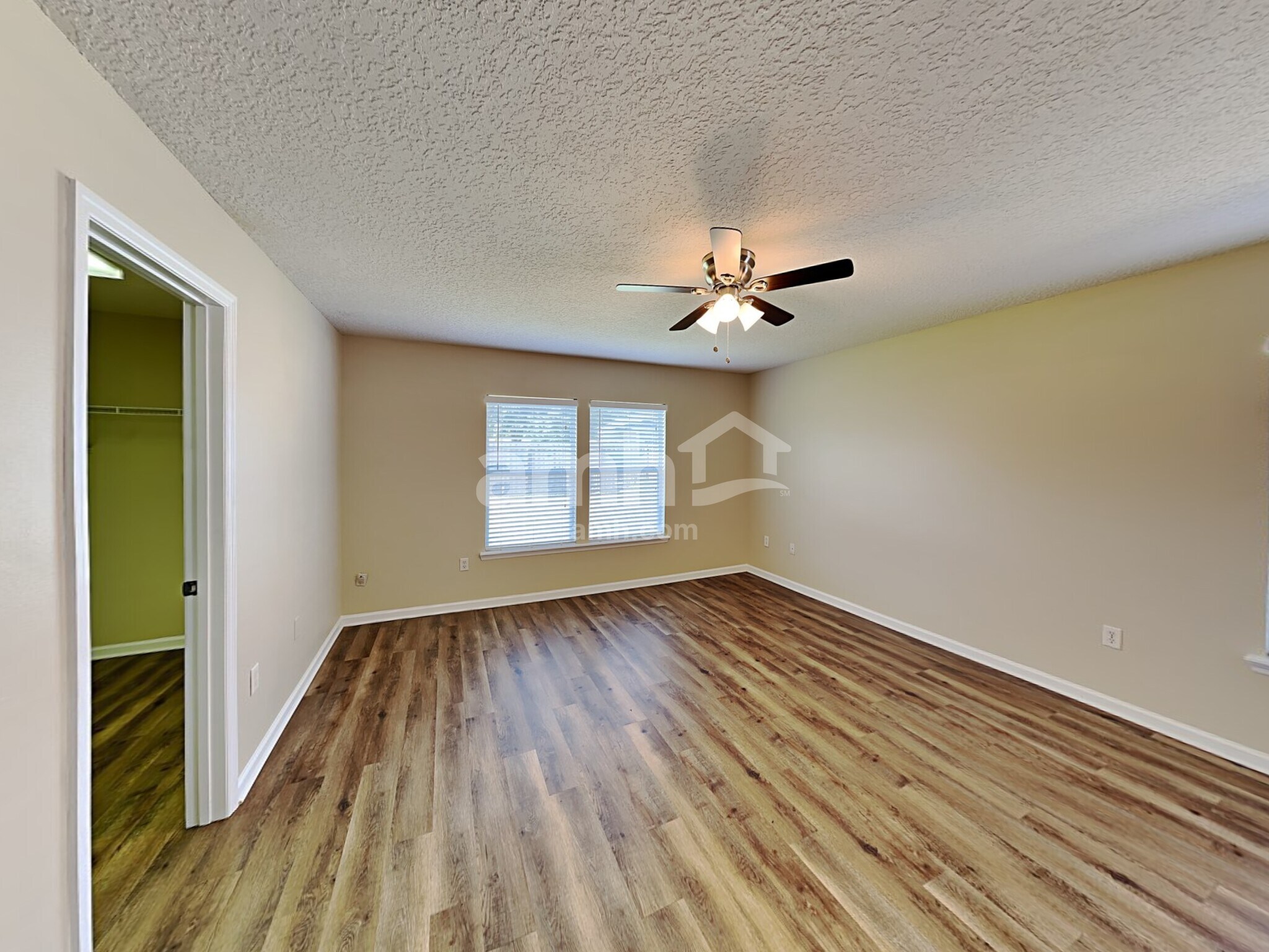 Building Photo - 11501 Brian Lakes Dr N