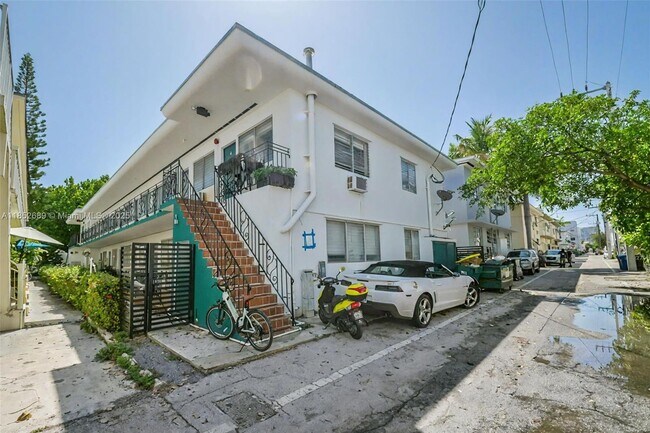 Building Photo - 934 Meridian Ave