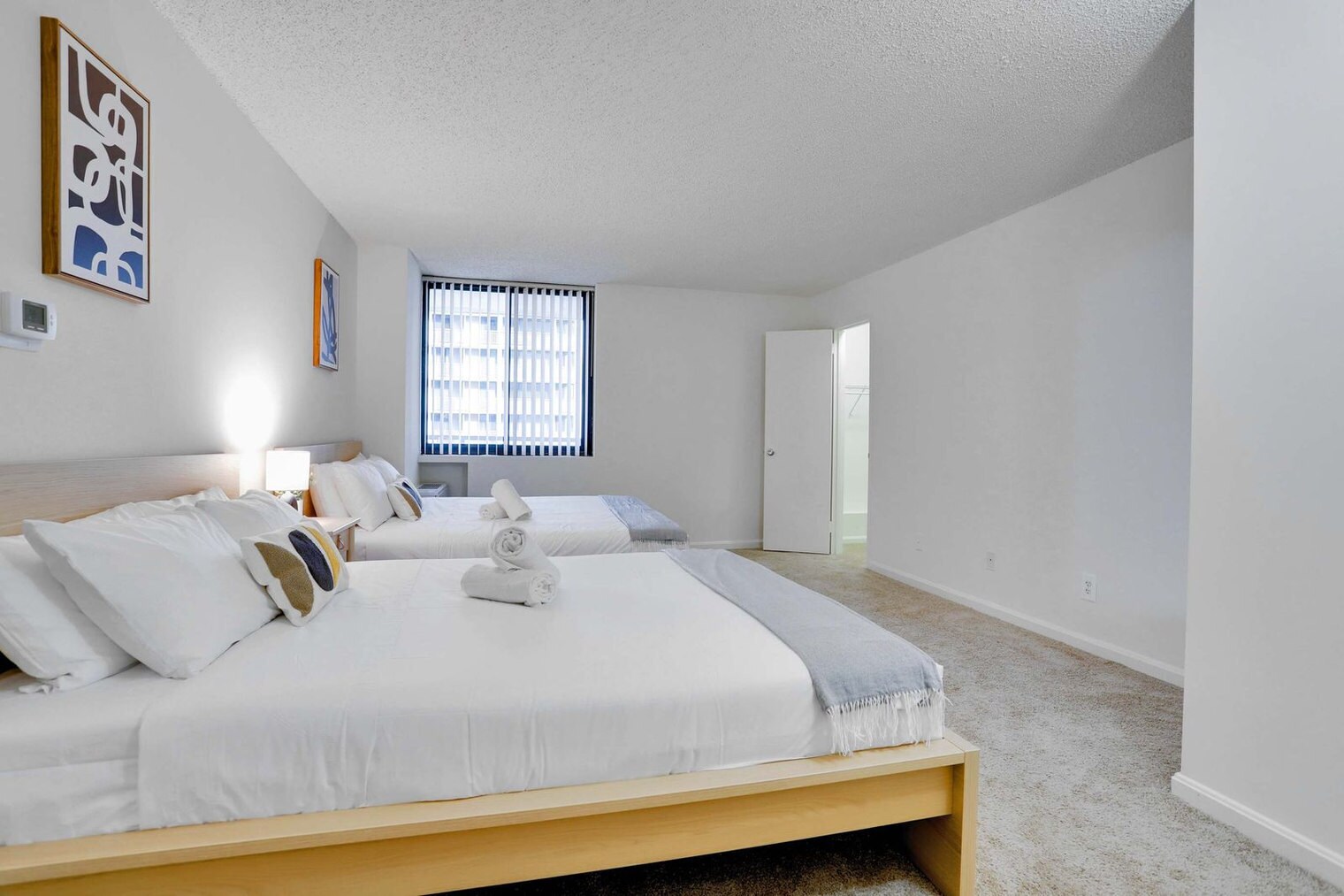 Building Photo - 320 23rd St S