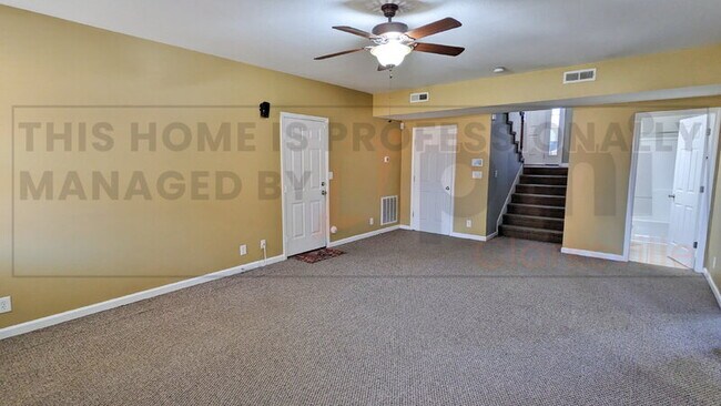 Building Photo - 2780 Cascade Dr