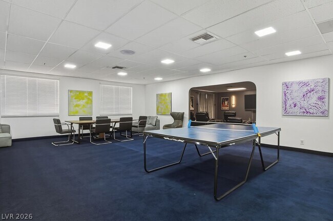 Building Photo - 3930 University Center Dr