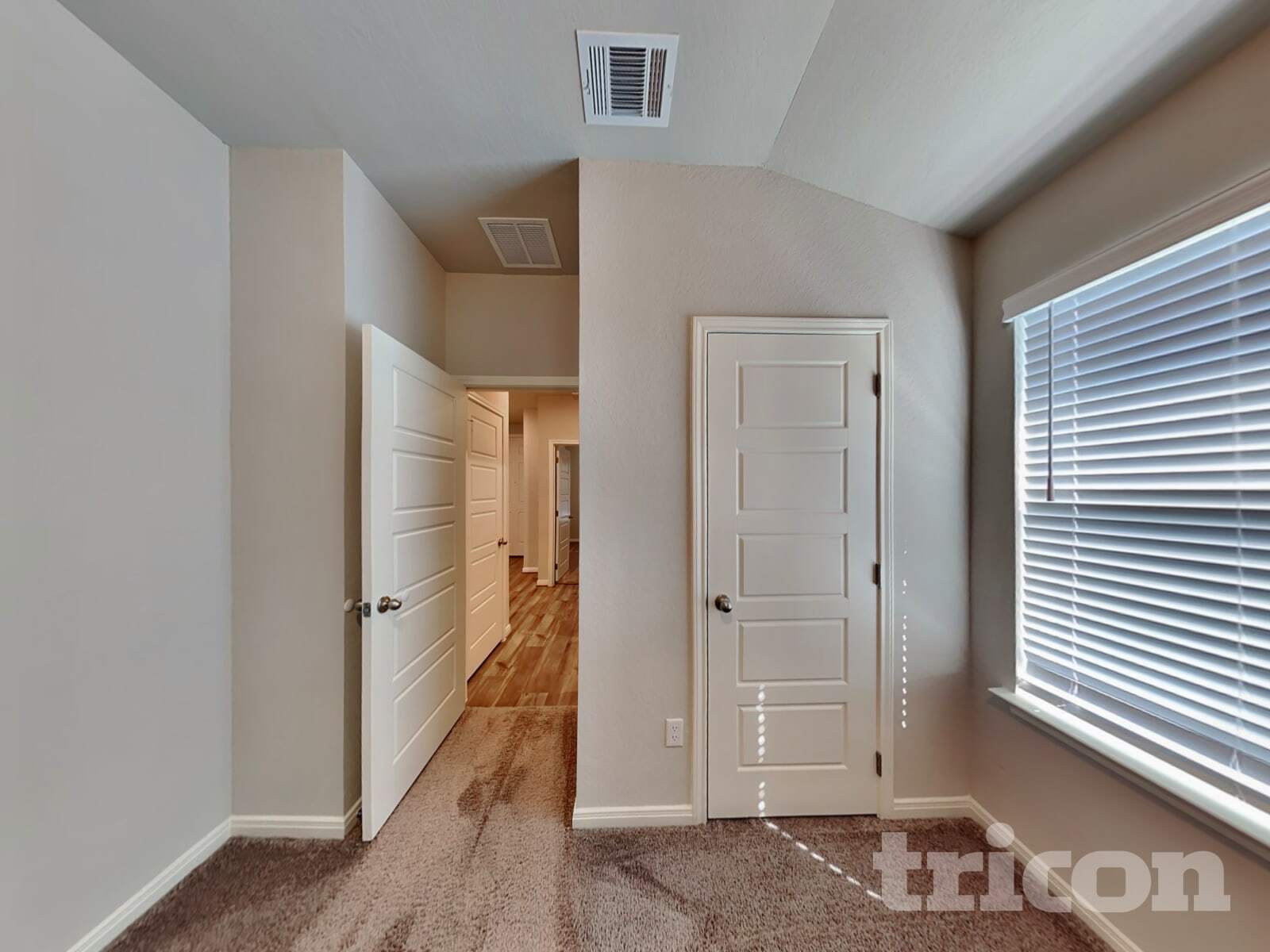 Building Photo - 5523 Shasta Pl