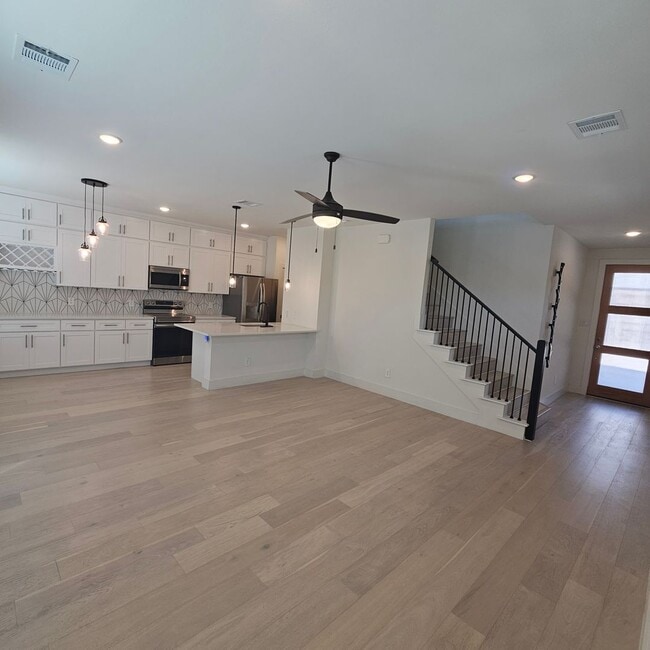 Building Photo - 7305 Bree Ct