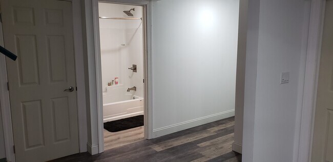 Building Photo - 369 Troy Rd