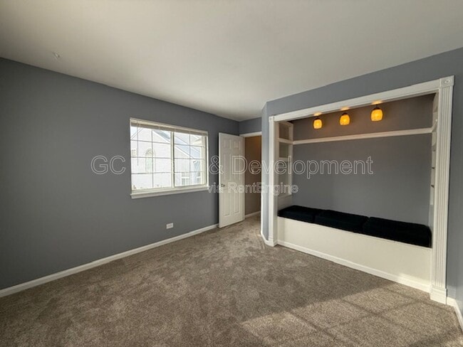 Building Photo - 1072 Ripple Ridge