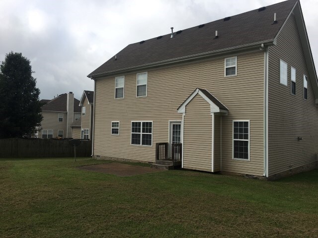 Building Photo - 4010 Farmville Ct