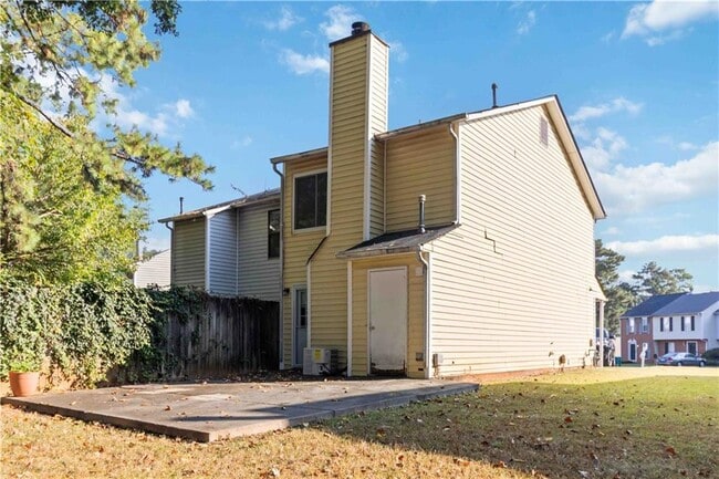 Building Photo - 1587 Springleaf Point SE