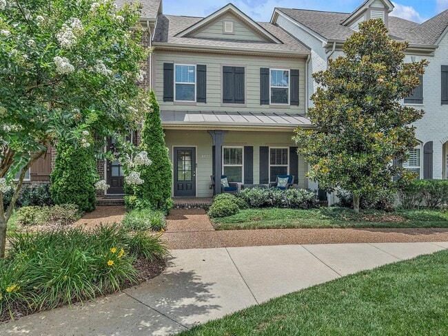 Primary Photo - Beautiful 3BR Townhome in Franklin
