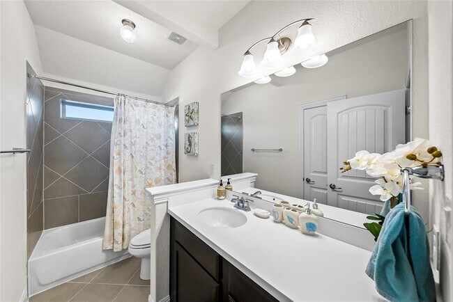 Building Photo - 5221 Cedro Elm Dr