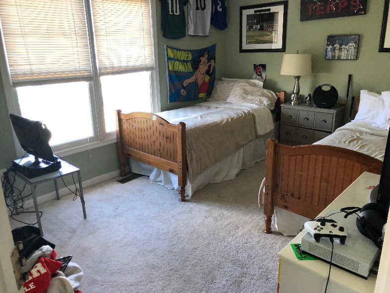 Building Photo - 686 Heathwalk Mews