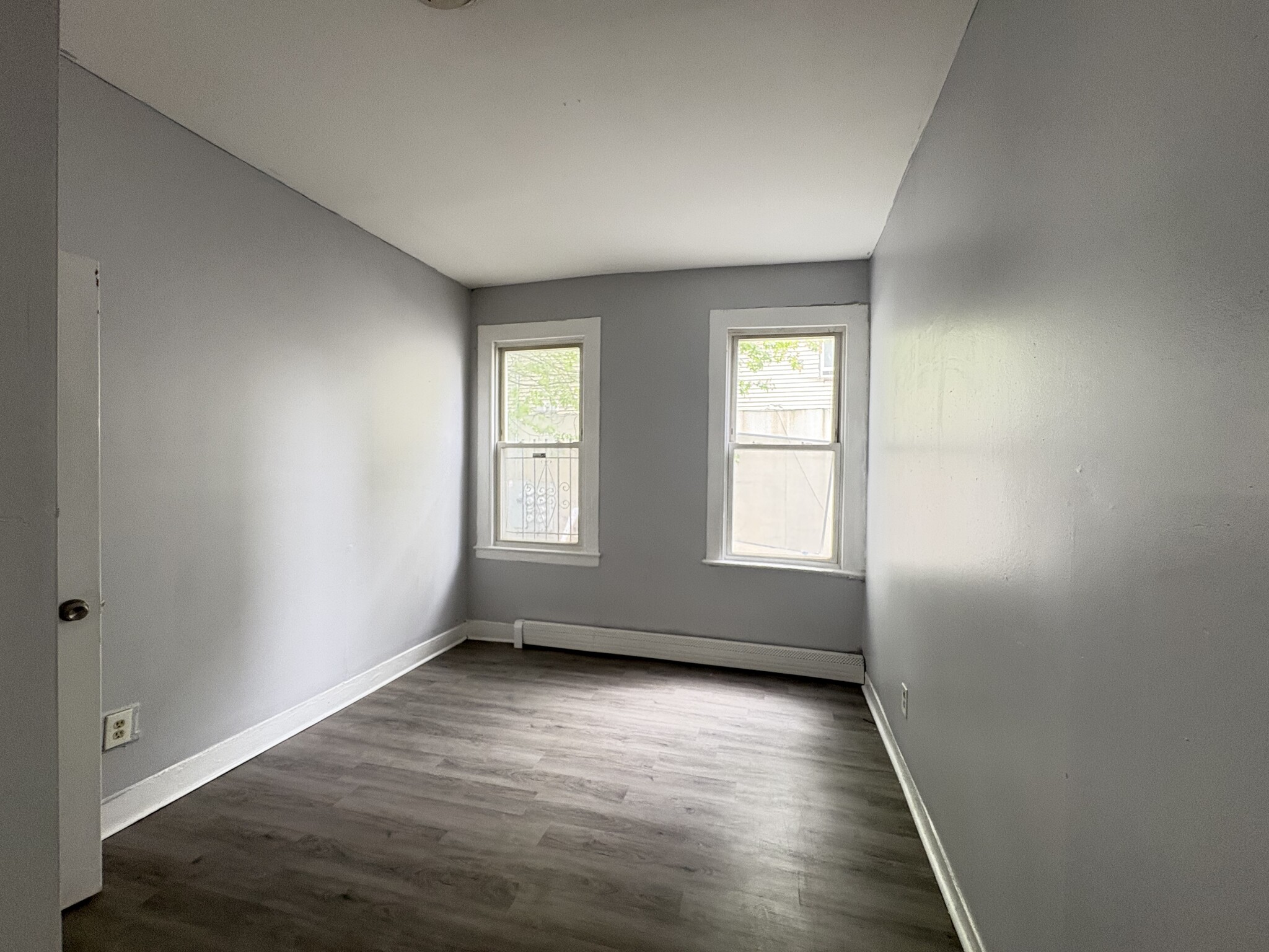 Building Photo - 49 N 14th St