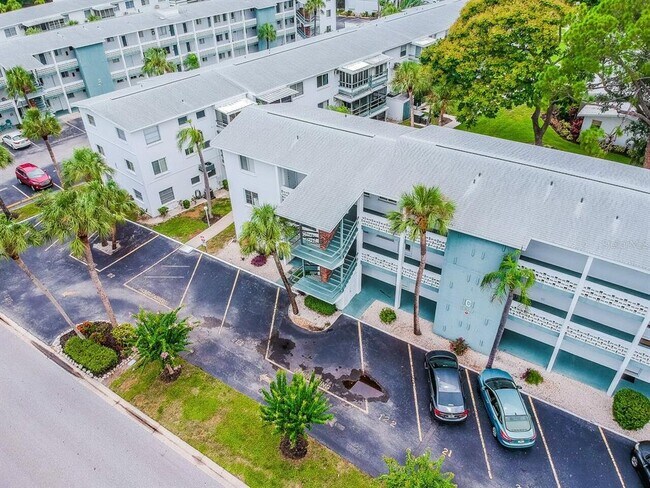 Building Photo - 5858 Welcome Rd