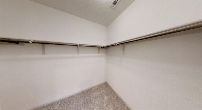 Building Photo - 452 Hunter Loop