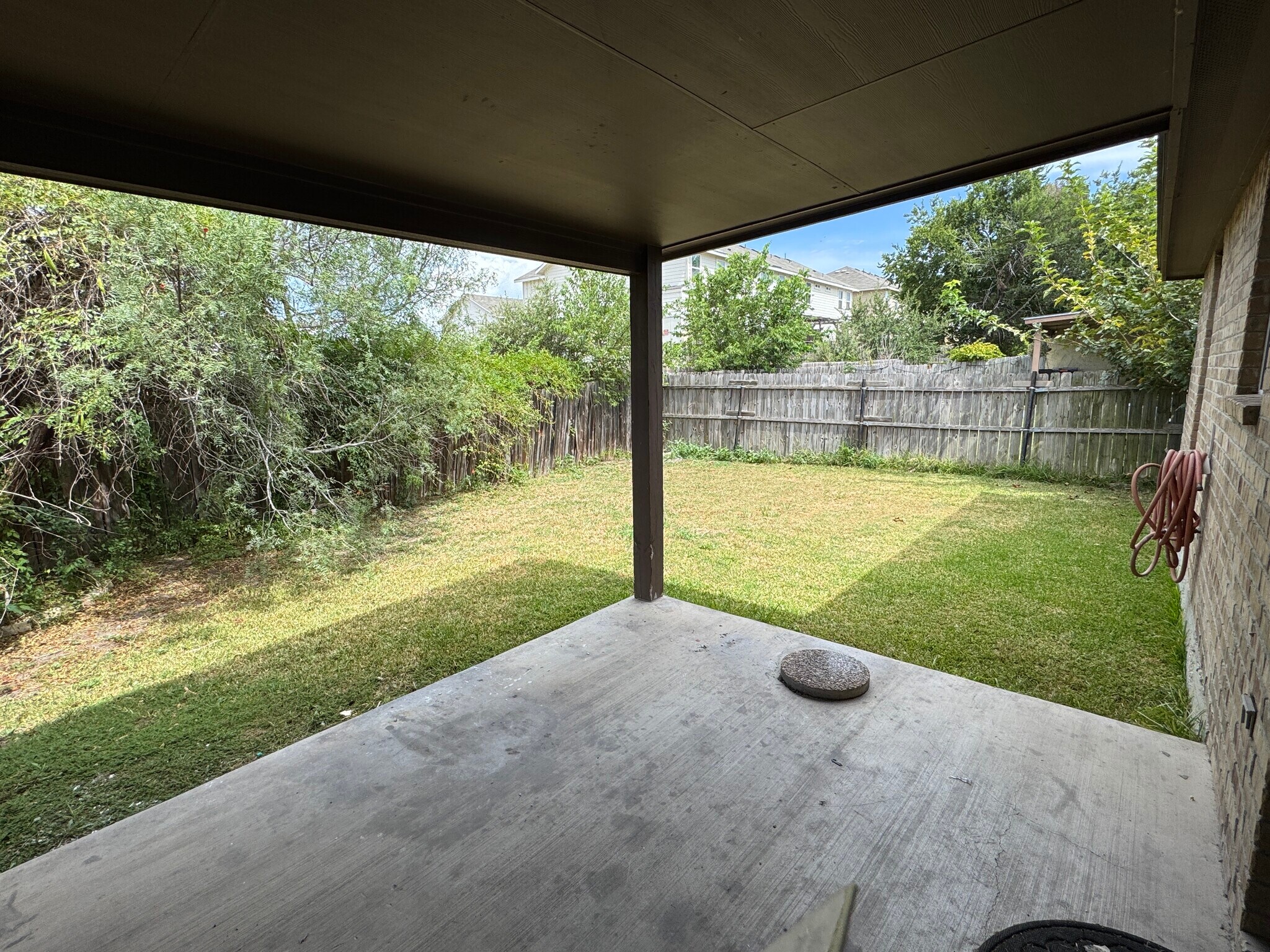 Building Photo - 309 S Water Ln
