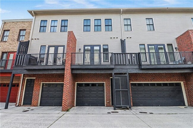 Building Photo - 4657 Magnolia Commons