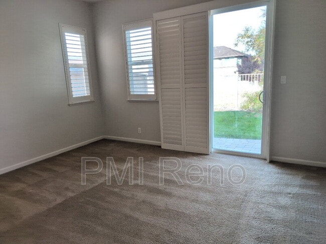 Building Photo - 10719 Grayslake Dr