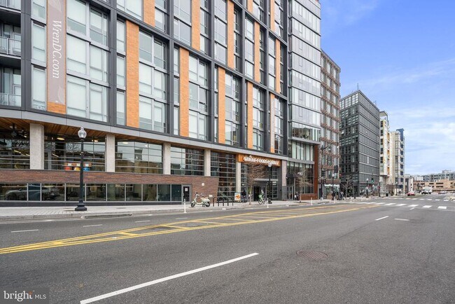 Building Photo - 2020 12th St NW