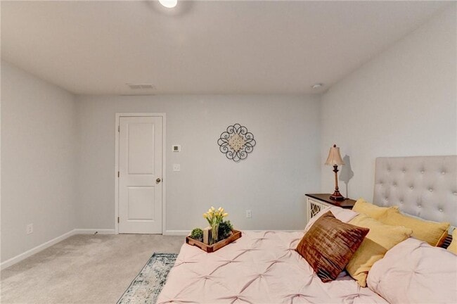 Building Photo - 111 Horned Owl Ave