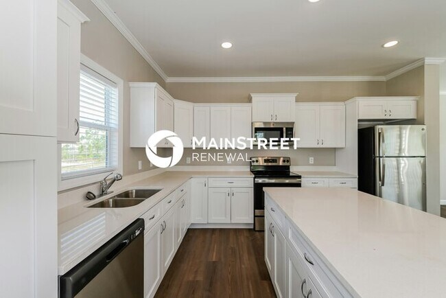 Building Photo - 4 Bedroom Pet-Friendly Home in Lehigh Acres, FL with Main Street Renewal