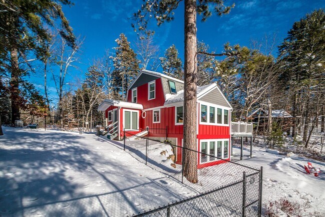 Building Photo - 72 Ridge Rd