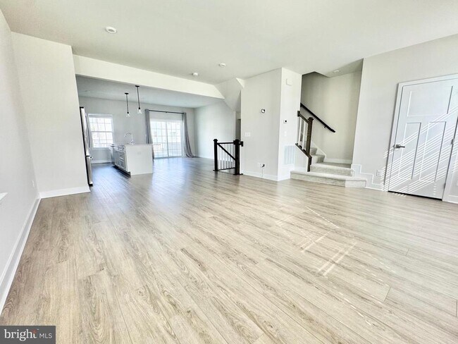 Building Photo - 547 Lewes Landing Rd