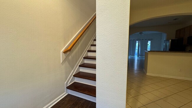 Building Photo - 2 Bedroom 2.5 bath town home in Bartram!