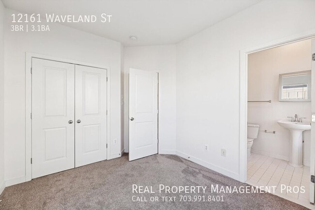 Building Photo - 12161 Waveland St