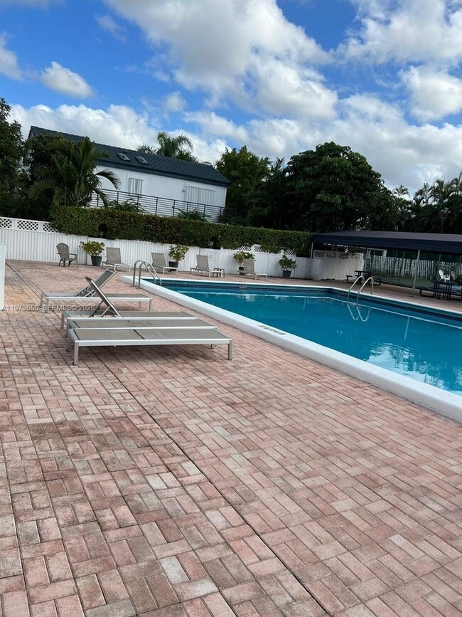 Building Photo - 202 NE 211th Terrace