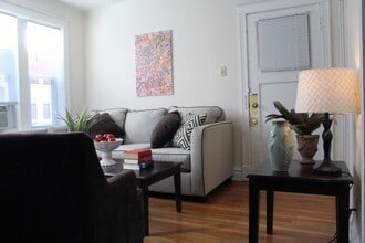 Building Photo - Oak Park Apartments