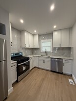 Building Photo - 2688 E 128th St