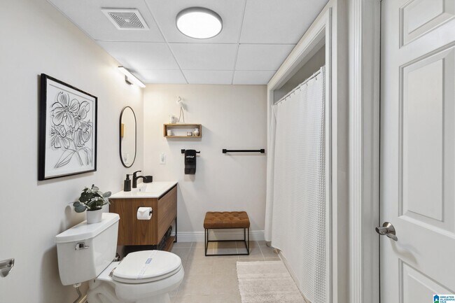 Building Photo - 89 Hall Cir