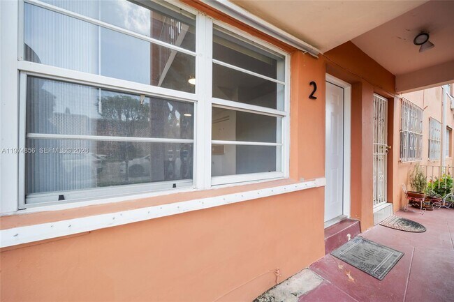 Building Photo - 3551 SW 10th St