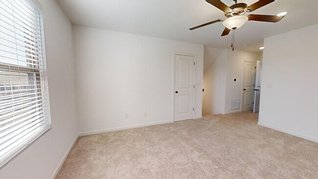 Building Photo - Mimms Trail Subdivision -SUBLEASE MAY 2026-JUNE 2027