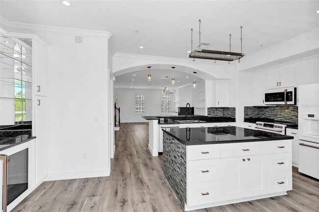 Building Photo - 1579 Chatfield Pl